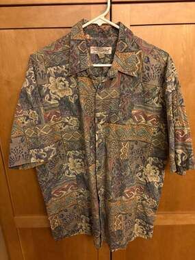 Vintage Tori Richard Honolulu Cotton Lawn Abstract Tribal Hawaiian Shirt Men's L